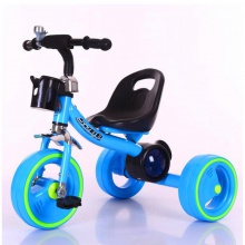 新款儿童音乐三轮车脚踏免充气推车可坐小孩可骑自行宝宝童车