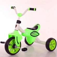 新款儿童三轮车灯光音乐脚踏三轮车儿童自行车三轮车