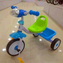 新款儿童三轮车1-3岁脚踏自行车小孩三轮车 童车厂