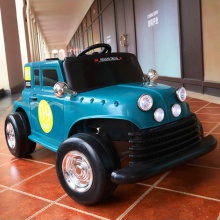 婴幼儿四轮带遥控汽车 宝宝玩具车可坐 小孩车 儿童电动车可坐人