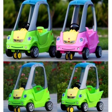 宝宝四轮游乐场玩具1-3岁小房车可坐人手推婴儿童滑行踏行学步车