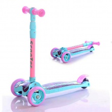 新款塑料米高滑板车儿童脚踏车儿童高低可调折叠环保防侧翻