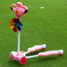 儿童四轮滑板车 蛙式剪刀车 摇摆童车儿童滑板车