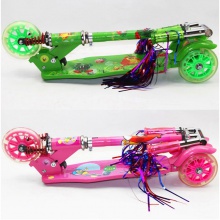 高档全铁材质 四轮儿童车二轮踏板滑滑车 可折叠