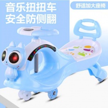 儿童摇摆车 时尚音乐炫彩灯光溜溜车 环保材质扭扭车