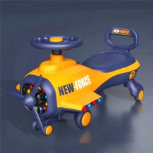 新款扭扭车滑滑溜溜摇摆滑行车 儿童扭扭车万向轮防侧翻大人可坐