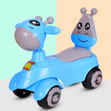 宝宝四轮平衡车 音乐灯光扭扭车 溜溜车 儿童滑行车