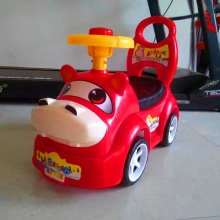 宝宝学步滑行车 带靠背萌版河马车 儿童滑行玩具车