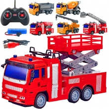 跨境玩具套装男孩喷水云梯车1:30电动模型儿童四通无线遥控消防车