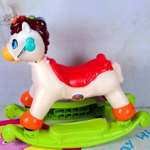 儿童小木马滑行两用车塑料加厚音乐宝宝摇马玩具周岁礼物