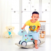 新款儿童摇马宝宝带音乐儿童两用摇马塑料摇摇马生日礼物玩具批发