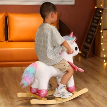 木马独角兽儿童摇马可爱毛绒摇摇马婴儿玩具带音乐