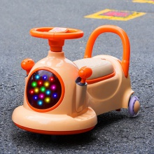 1-6岁男女宝宝新款灯光音乐防侧翻静音滑轮摇摆玩具车儿童扭扭车