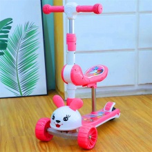 兔子儿童滑板车可坐二合一3-6-12岁三合一闪光轮踏板车工厂批发