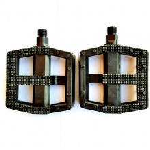 山地车//自行车塑料脚踏/脚蹬/骑行装备配件用品