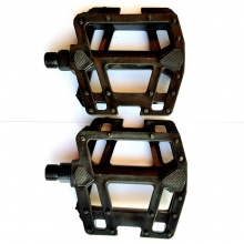 山地车//自行车塑料脚踏/脚蹬/骑行装备配件用品