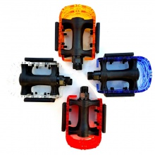 山地自行车双色防滑脚踏板子骑行用品装备配件