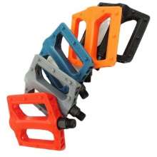 加宽加厚山地自行车防滑塑料脚蹬子 表演车滚珠脚踏 折叠车彩色