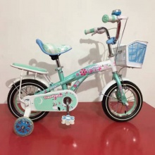 儿童山地自行车与推杆和椅背休息儿童自行车 儿童脚踏自行车