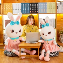 厂家直供可爱小兔子公仔毛绒玩具玩偶女孩床上睡觉抱枕儿童布娃娃