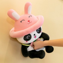 新款变身兔子熊猫公仔可爱抱桃熊猫毛绒玩具抱枕女生礼物