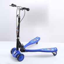 便携儿童蛙式专用滑板车3-6-12岁四轮闪光双踏板可可转弯剪刀车