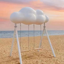 户外云朵秋千景区创意双人秋千玻璃钢云朵秋千装饰摆件