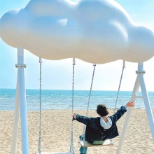 户外云朵秋千景区创意双人秋千玻璃钢云朵秋千装饰摆件