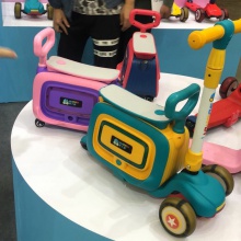 儿童带行李箱的滑板车旅行箱男女孩宝宝可坐可骑溜溜车三合一童车