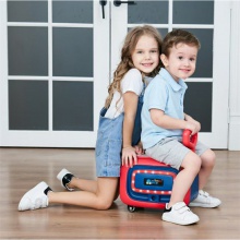 儿童带行李箱的滑板车旅行箱男女孩宝宝可坐可骑溜溜车三合一童车