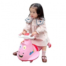 爆笑虫1-3岁四轮静音儿童扭扭车万向轮滑行车摇摆车溜溜礼品