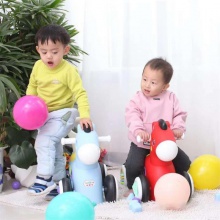 快乐滑行小木马滑车宝宝婴儿童塑料摇椅带音乐带灯光小四轮平衡车