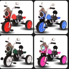 儿童脚踏玩具车骑在儿童三轮车/3轮踢婴儿男孩踏板车三轮车/儿童机动三轮车与音乐和光