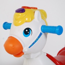 婴儿摇椅宝宝摇摇马儿童滑行车木马多功能带音乐塑料玩具