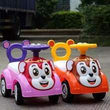 儿童四轮车 带音乐多功能宝宝助步车 卡通滑行车