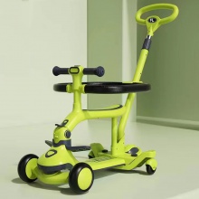 带护栏儿童滑板车三四合一2-8岁塑料闪发光三四轮踏板折叠滑板车