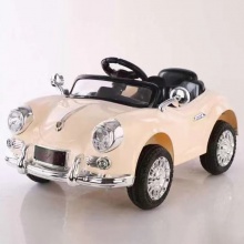 新款儿童电动汽车男女孩可坐人四轮电动车遥控 充电款复古老爷车