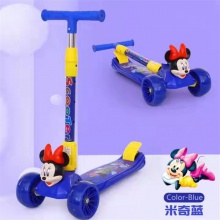 儿童卡通滑板车3-6-14岁闪光四轮三轮脚踏车可折叠滑滑车