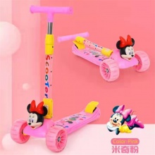 儿童卡通滑板车3-6-14岁闪光四轮三轮脚踏车可折叠滑滑车