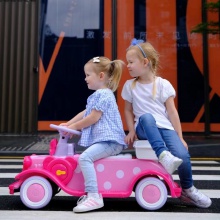 四轮遥控男女宝宝充电玩具车可坐双人亲子车小孩童车儿童电动汽车