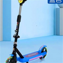 新款中大童5到16岁两轮滑板车轻便耐用带蓝牙灯光学生代步车滑板