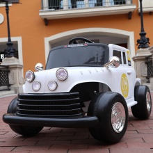 婴幼儿四轮带遥控汽车 宝宝玩具车可坐 小孩车 儿童电动车可坐人