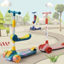 新款儿童滑板车3-6-8岁男女宝宝可推可坐可滑闪发光三轮踏板车