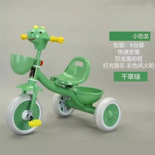 新款儿童三轮车脚踏车玩具带灯光音乐加大轮子2-4岁卡通款