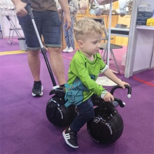 儿童滑行车宝宝童车1一3岁幼儿车防侧翻扭扭车溜溜车两轮子平衡车