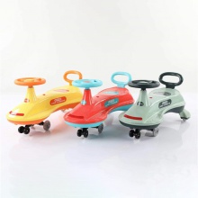 儿童扭扭车1-6岁男女宝宝滑行车带音乐灯光溜溜车防侧翻玩具